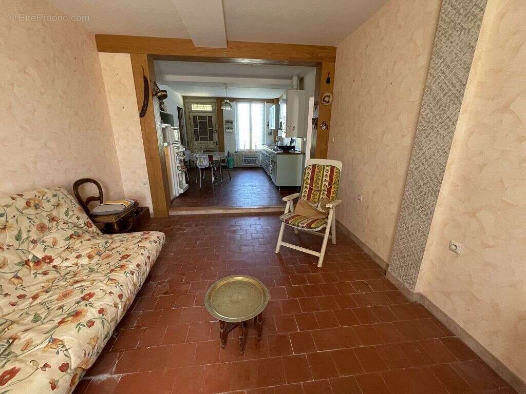 Maison - 67m ² - photo 3