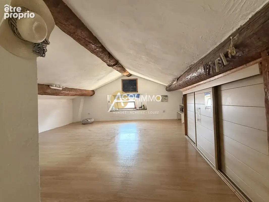LA GARDE , 5 pièces 153 m2, Esprit maison, Jardin, Cave et Garage. - photo 14