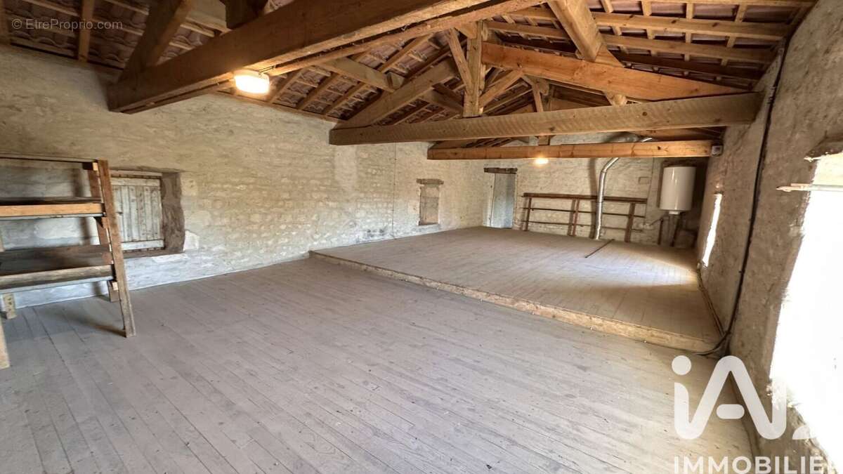 Photo 8 - Maison à LA CROIX-COMTESSE