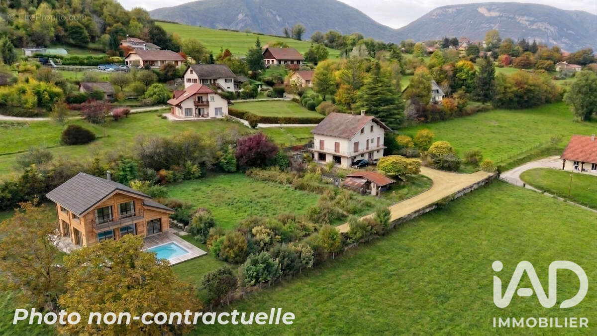 Terrain 1365 m² à Cuzieu  - photo 4