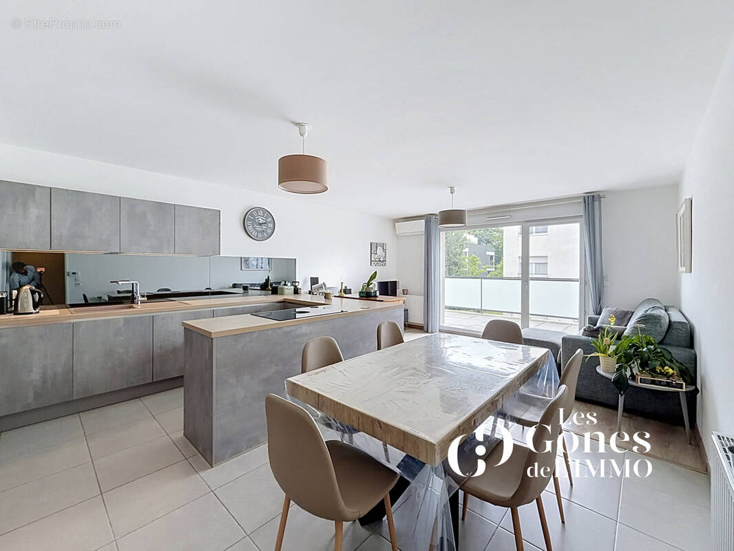 Appartement à CRAPONNE