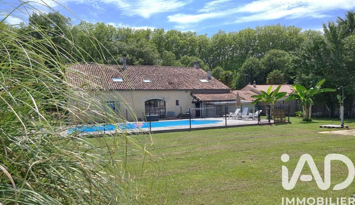Photo 1 - Maison à JARNAC