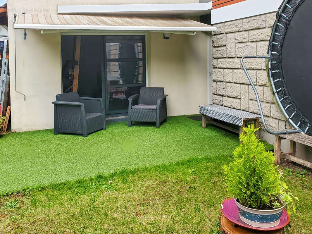 Maison à BROU-SUR-CHANTEREINE