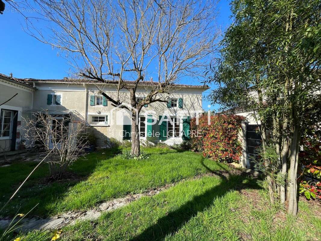 Maison 307 m² à Cresse  - photo 4