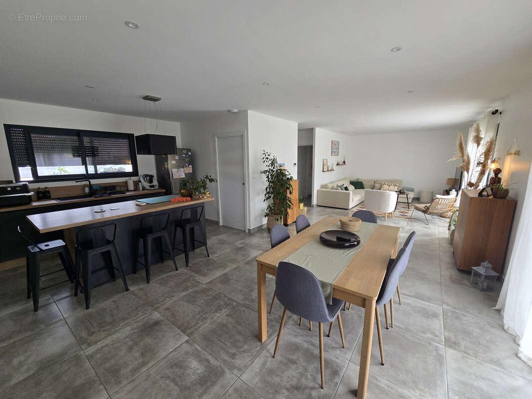 Maison à MOURS-SAINT-EUSEBE