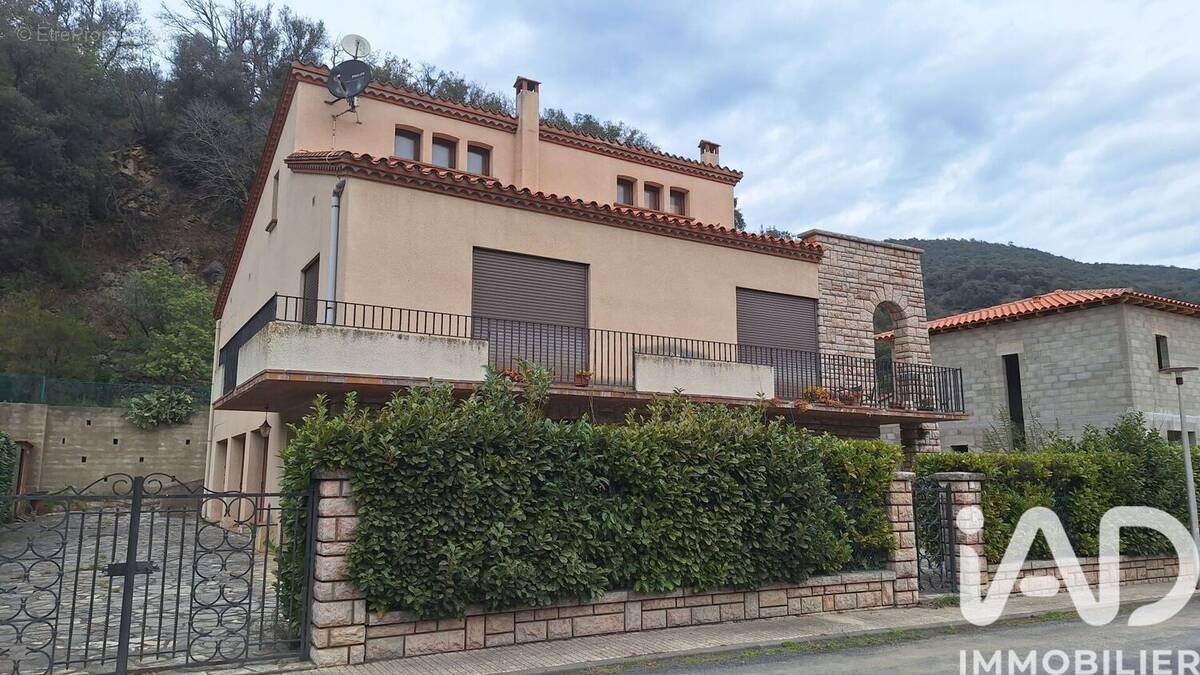 Photo 1 - Maison à ARLES-SUR-TECH