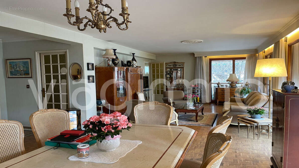 Appartement à MARSEILLE-9E