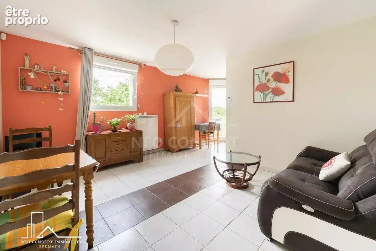 Évasion à Kriegsheim : Superbe 3 Pièces avec Terrasse, Vue Dégagée et Garage ! - photo 4