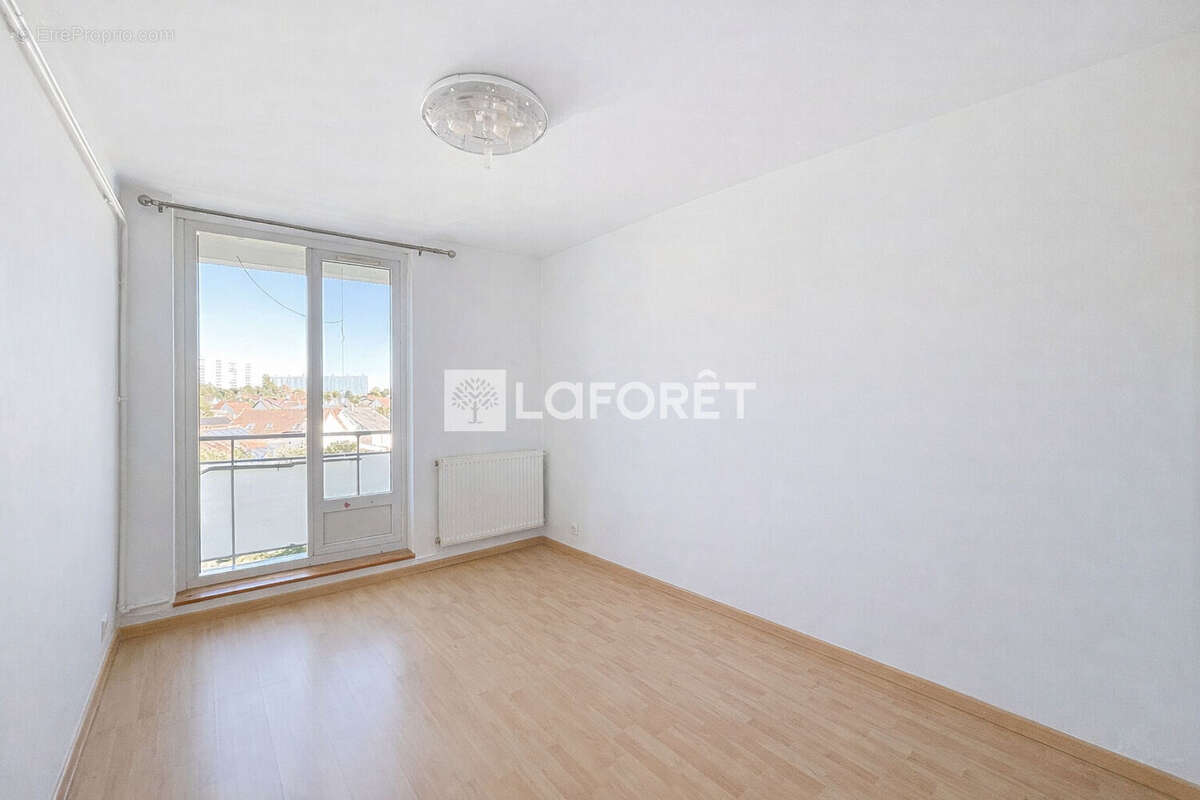 Appartement à VILLEJUIF