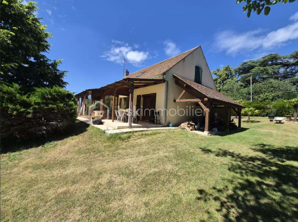 Maison à LORREZ-LE-BOCAGE-PREAUX