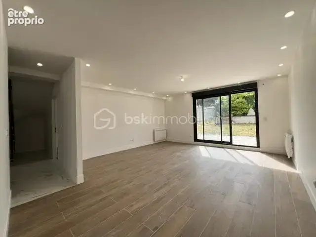 Maison familiale moderne, 140m2 habitable, 5 chambres, terrain 539m2 - photo 4