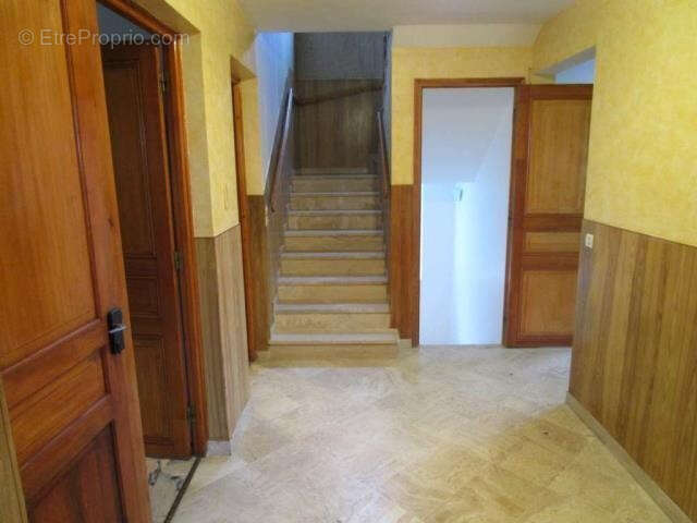 Maison à CIRES-LES-MELLO