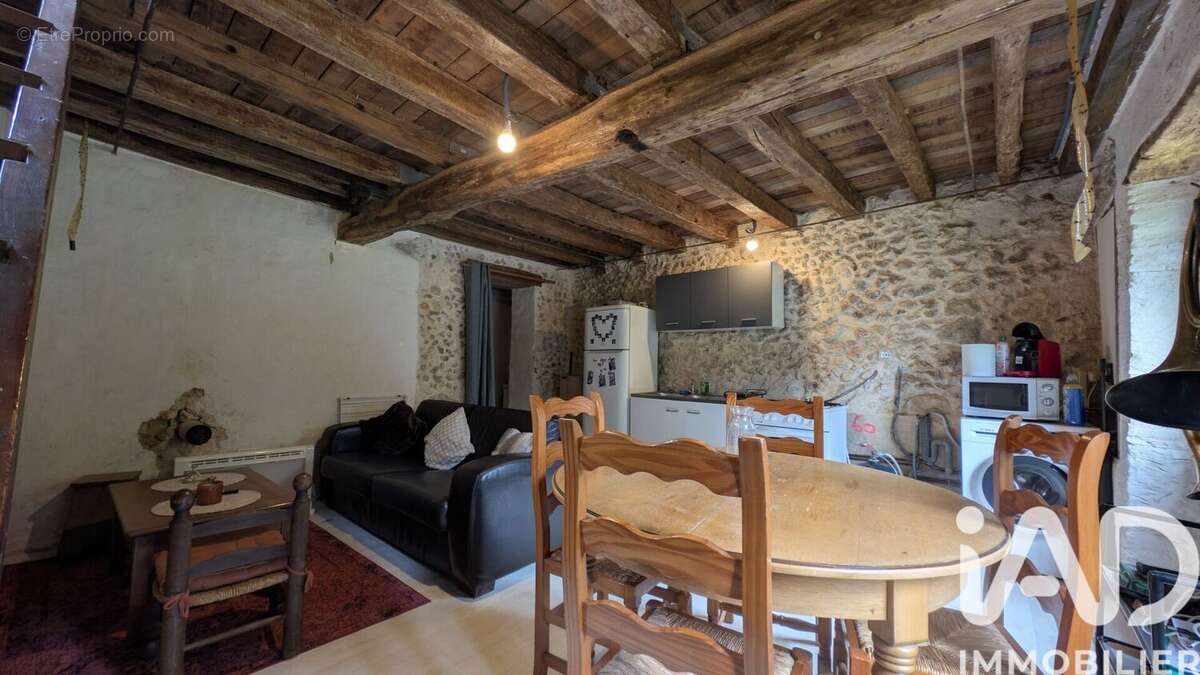 Maison 41 m² à Chemille-Sur-Deme  - photo 3