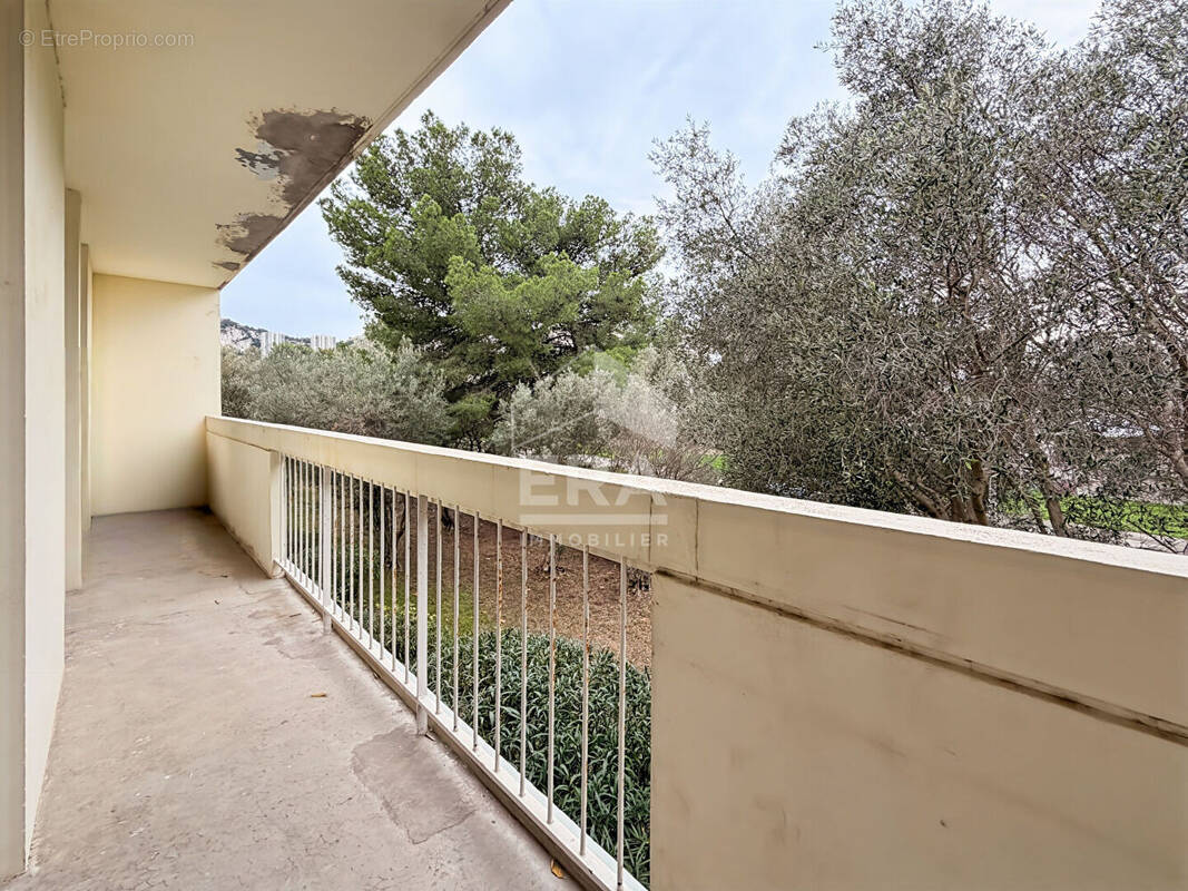 Appartement à MARSEILLE-8E