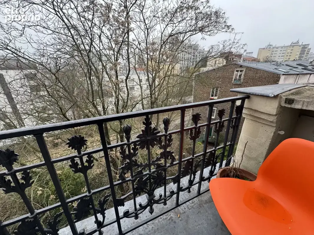 Appartement à PARIS-20E
