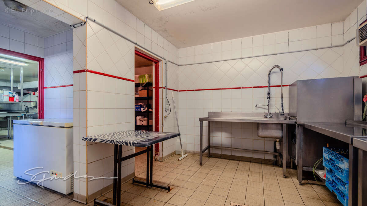 Dpt Pyrénées Atlantiques (64), à vendre proche de NAY Restaurant du midi - photo 4