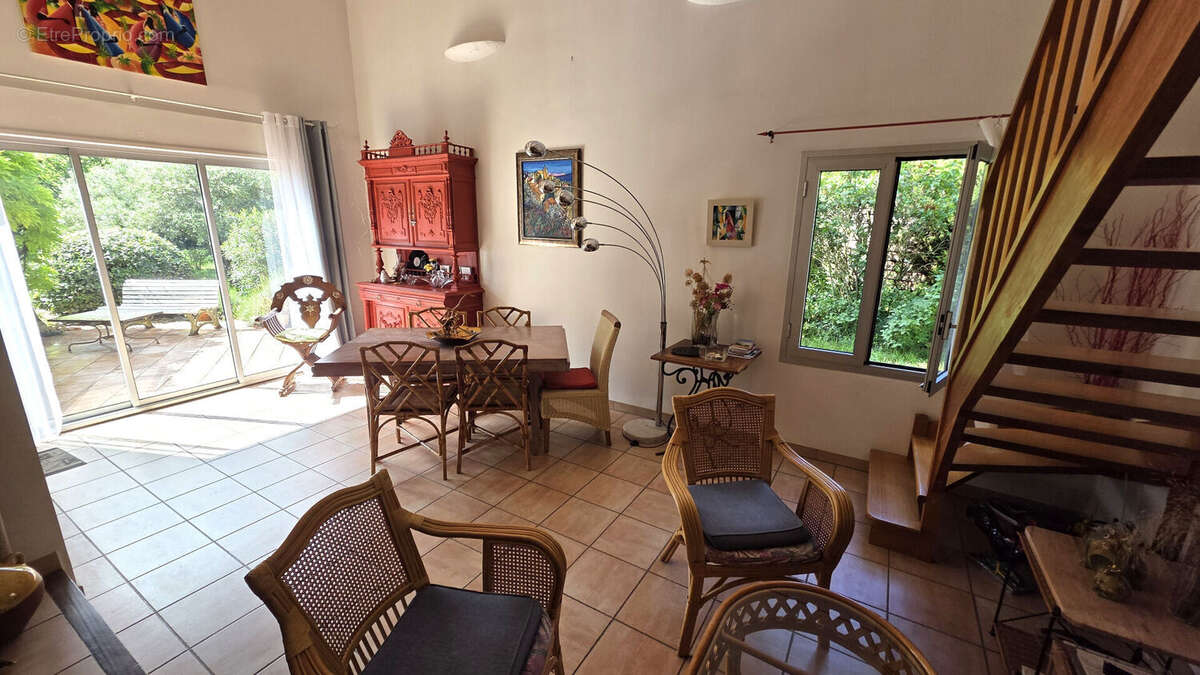 Maison Rochefort Du Gard 3 chambres / garage et beau jardin de 1400m² - photo 5