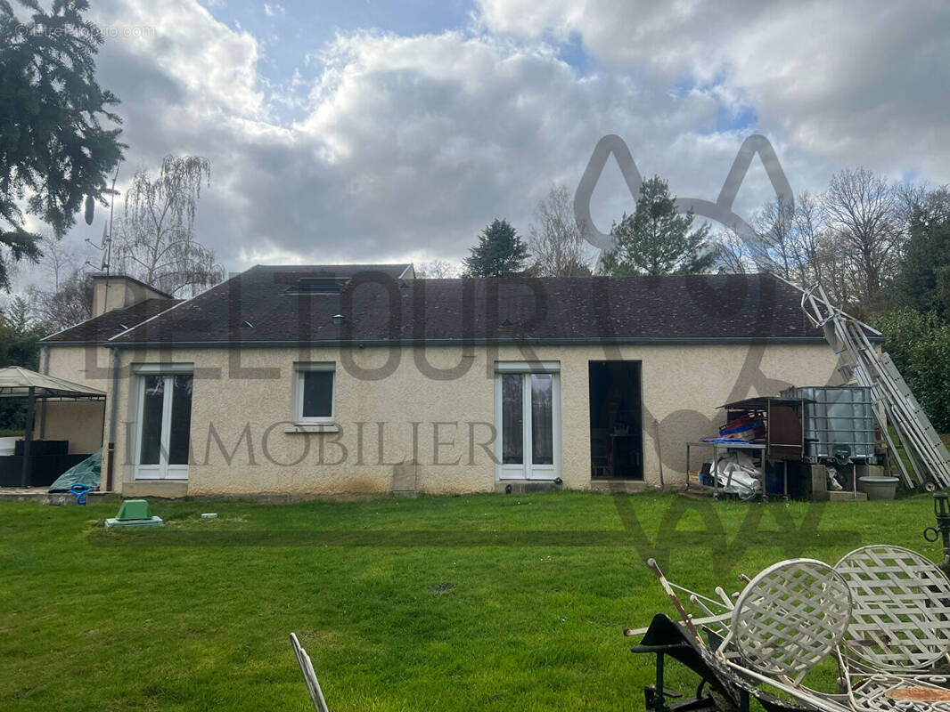 Maison à VILLENEUVE-SUR-BELLOT