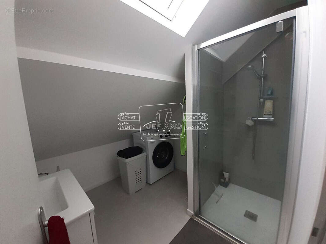 Maison à JOUE-SUR-ERDRE