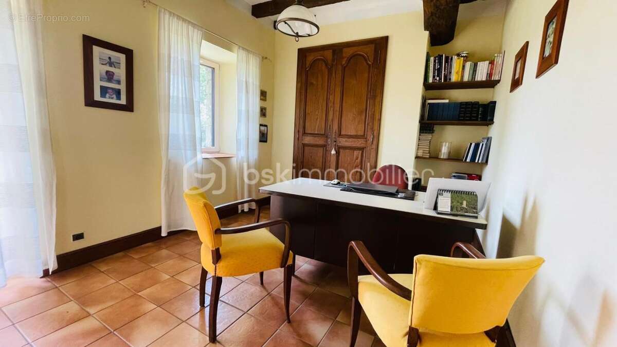 Maison à MARCILLE-ROBERT