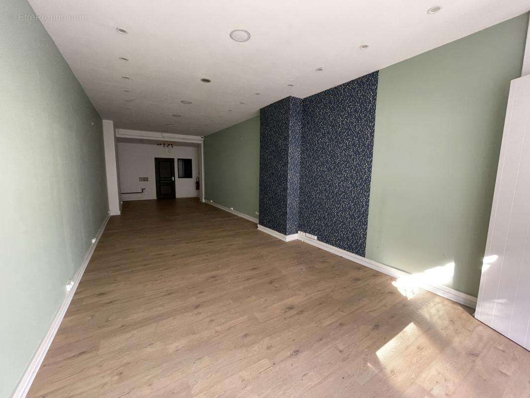 Commerce à AIRE-SUR-LA-LYS