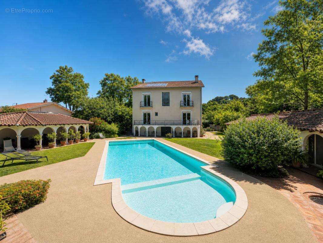 Maison de 7 pièces de 207 m² à Rieux-Volvestre - photo 12
