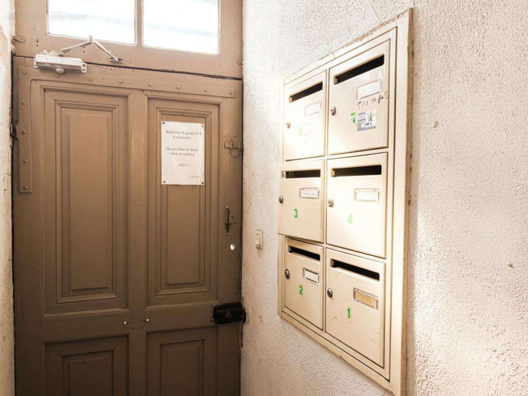 Appartement à BOURG-SAINT-ANDEOL