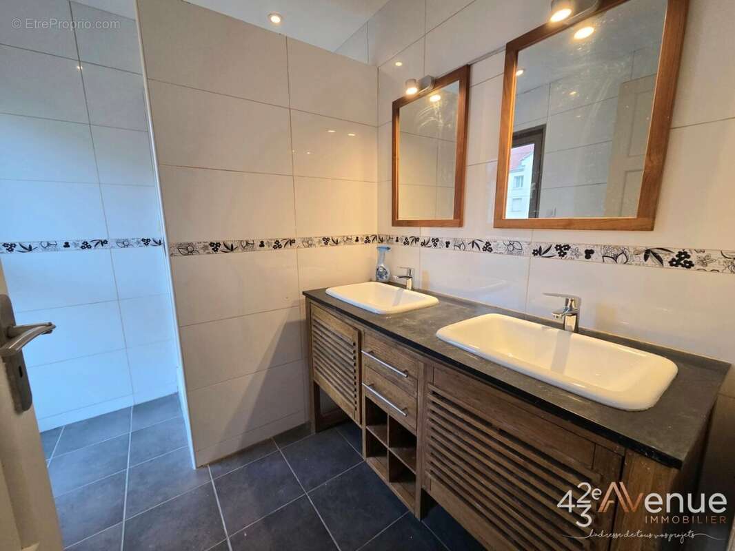 Maison à SAINT-ETIENNE