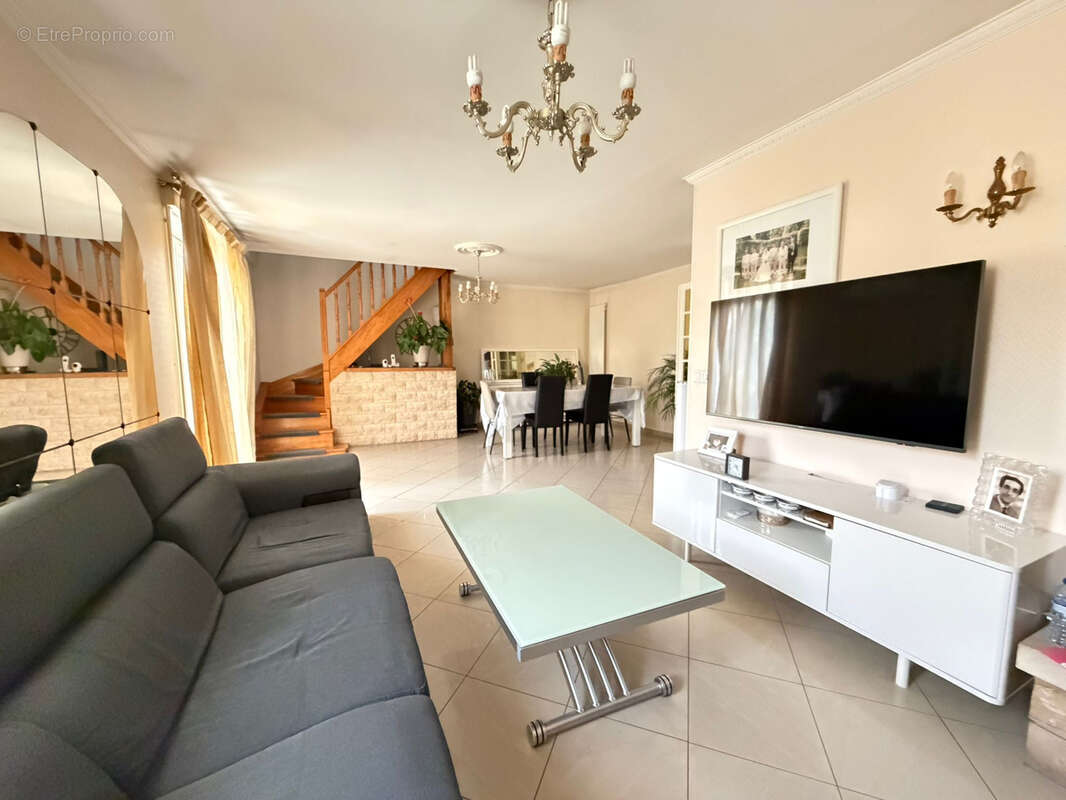 Maison à VILLEPINTE