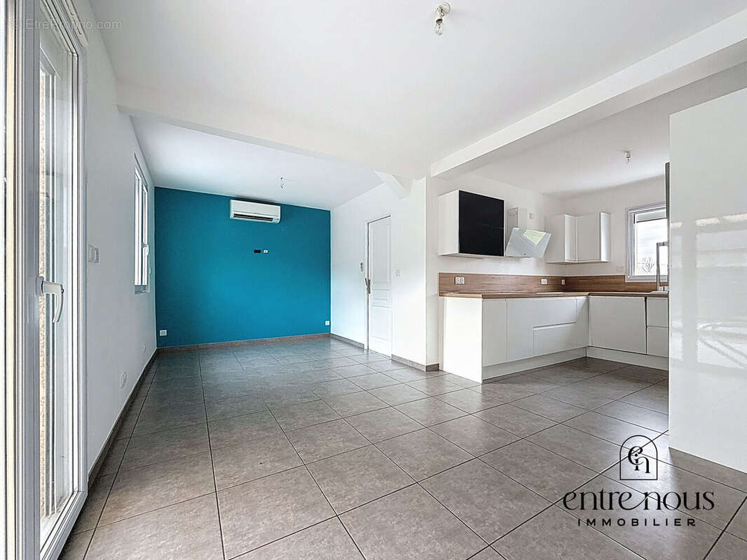 Photo 5 - Maison à SAINT-SAVIN