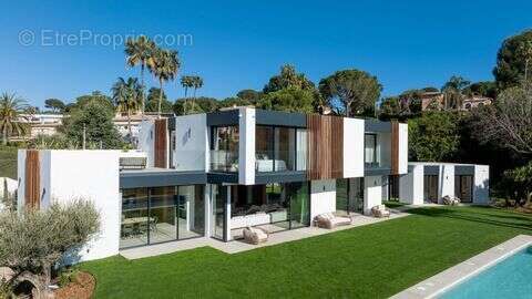 Maison à ANTIBES