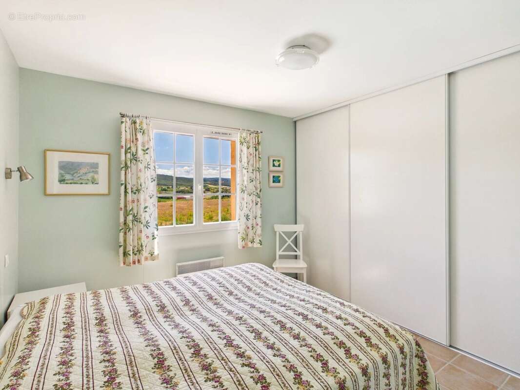 Villa  de Luxe de 4 chambres offrant une vue imprenable - photo 17