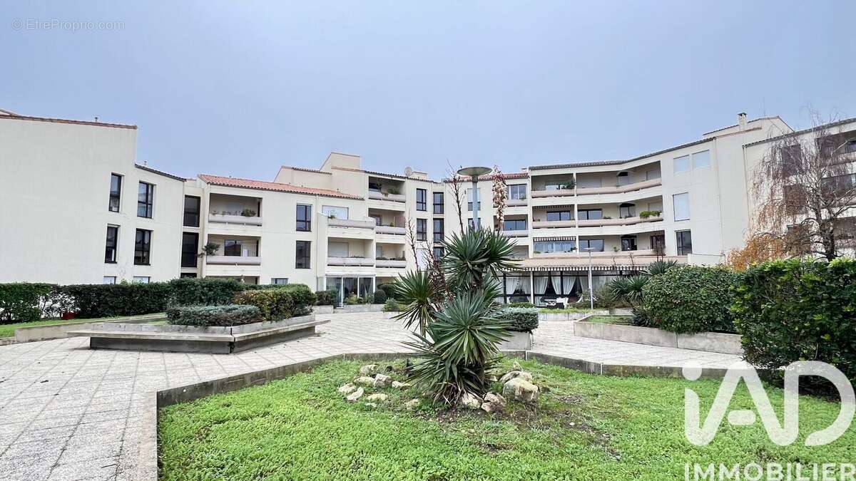 Photo 2 - Appartement à LA ROCHELLE