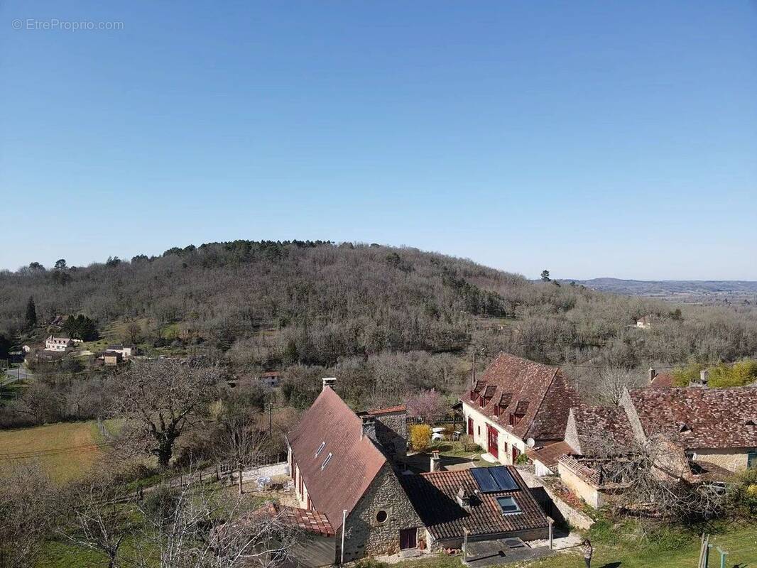 Maison à LE BUISSON-DE-CADOUIN