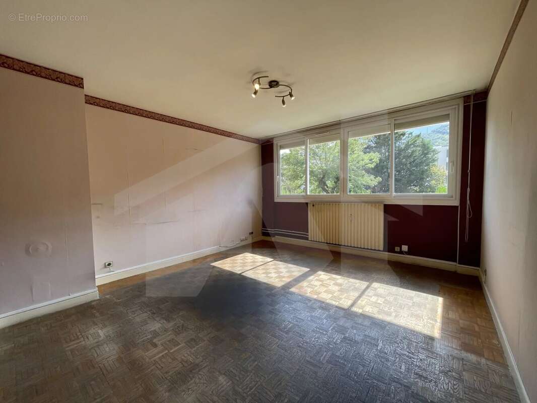 Appartement - 3P+C - 61m2 - photo 2