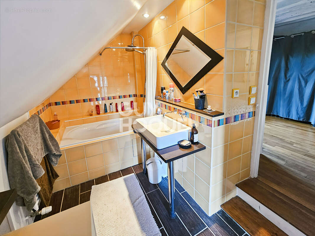 Maison à MARLES-EN-BRIE