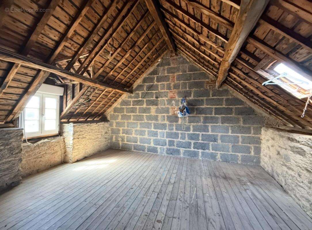 Maison à MALESTROIT