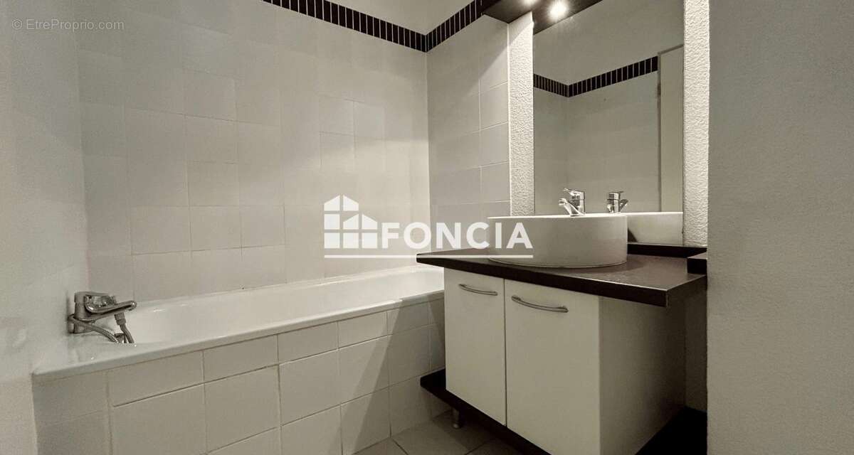 Appartement à CARCASSONNE