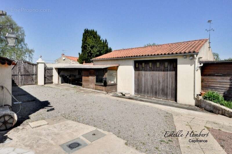 Maison à FONTENAY-LE-COMTE