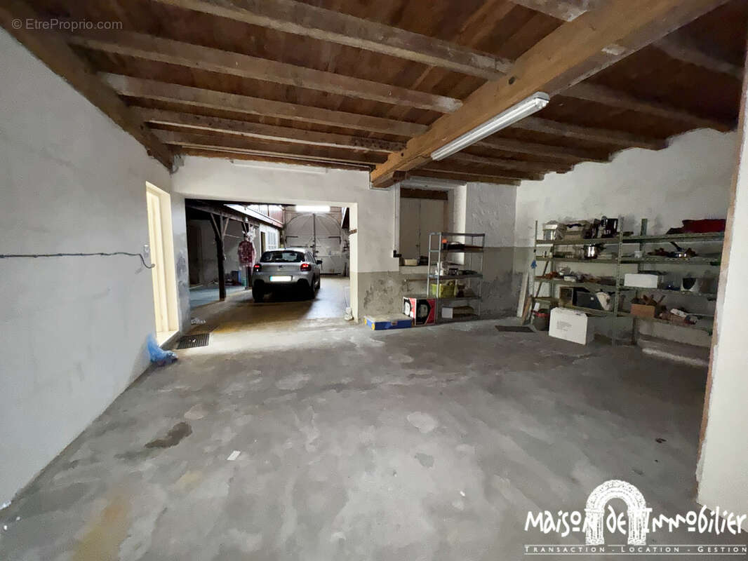 Maison à COGNAC