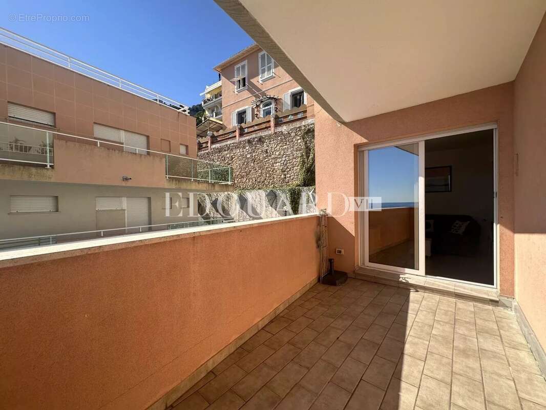 Appartement à ROQUEBRUNE-CAP-MARTIN
