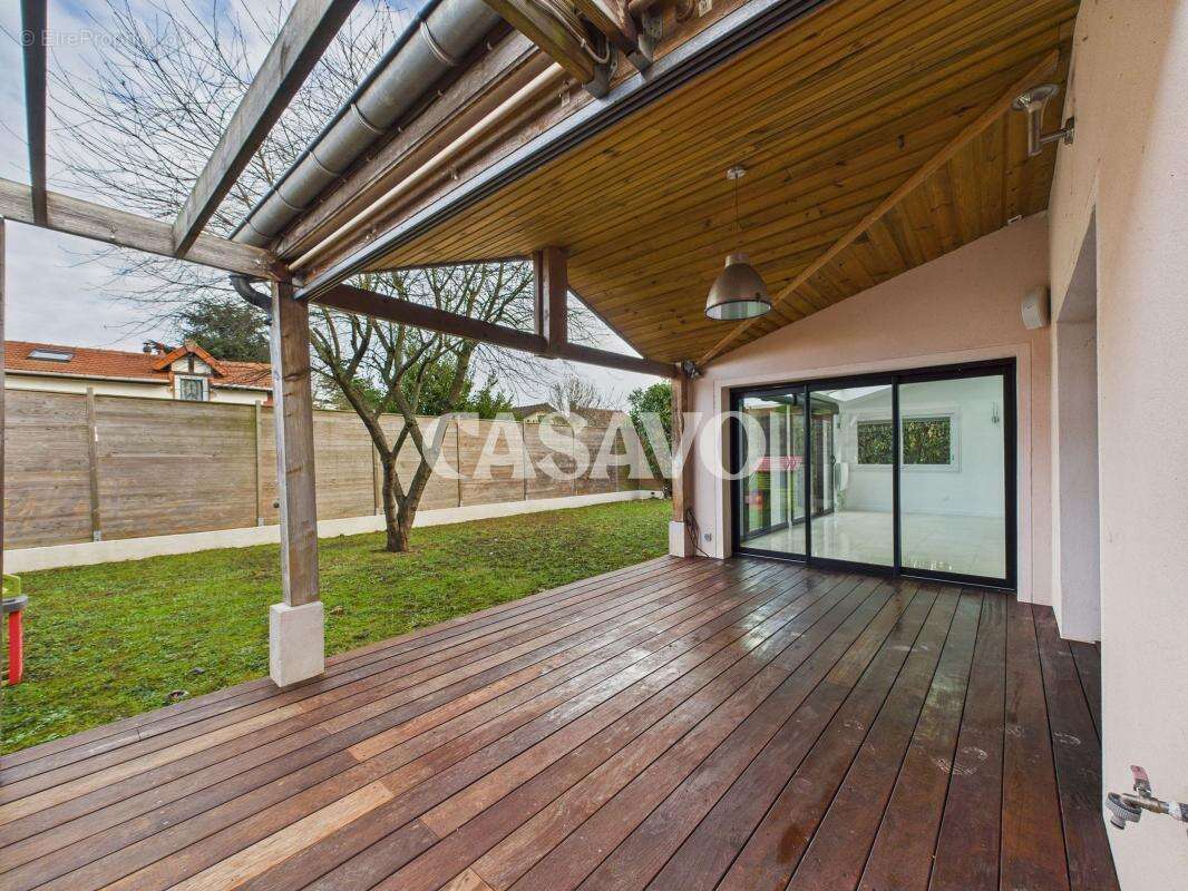 Maison à SAINT-BRICE-SOUS-FORET