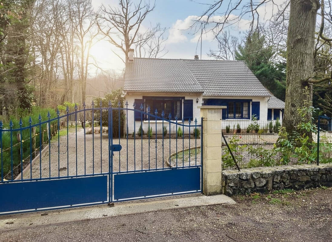 Maison à MONTEREAU
