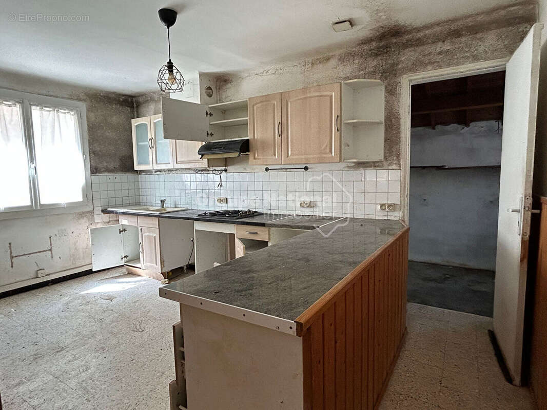 Maison à COURTHEZON