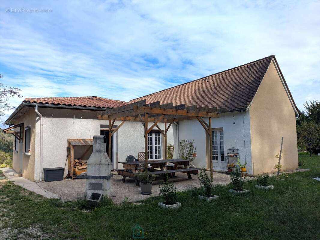 Maison à LE BUGUE