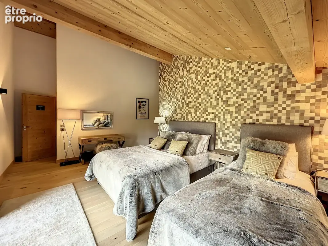 Beau Chalet avec 6 chambres face au Mont Blanc - Exclusivité - photo 10
