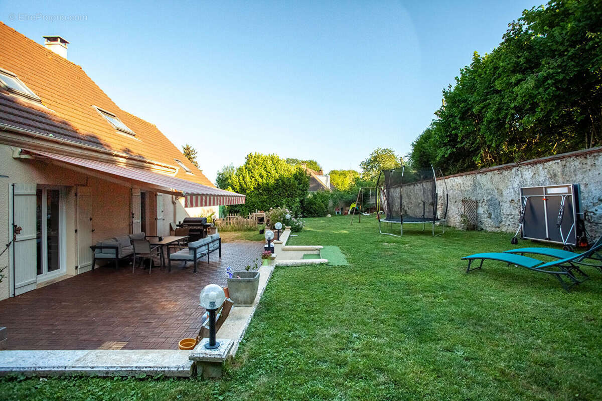 Maison à CREGY-LES-MEAUX