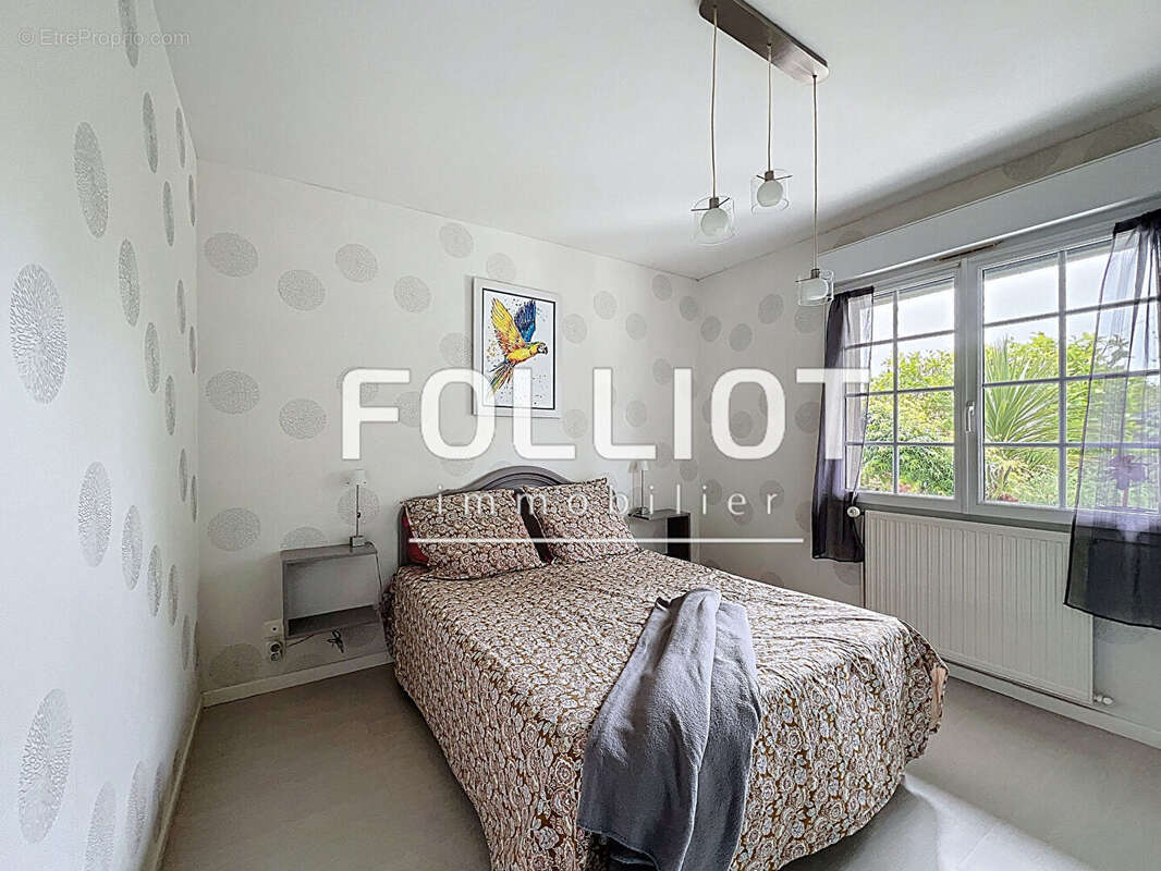 Maison à SAINT-SENIER-SOUS-AVRANCHES