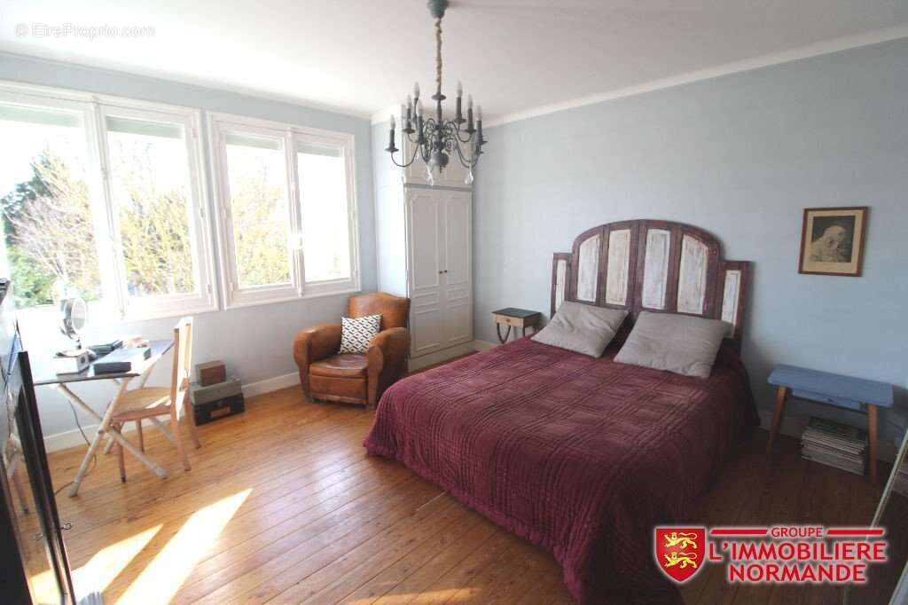 Maison à PONT-DE-L&#039;ARCHE