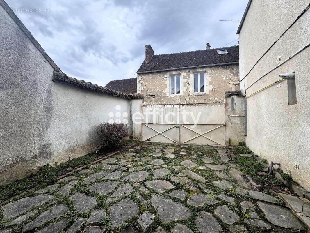 Maison à APPOIGNY